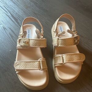 Steve Madden Mona Raffia Sandal